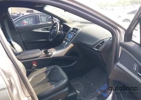 2020 Lincoln Nautilus Standard from USA, damaged, VIN 2LMPJ6J98LBL09892